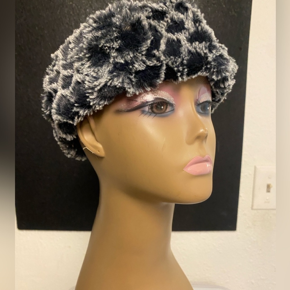 Grey Animal Print Faux Fur Hat - Gray Cold Girl- Winter Y2K - Bandana Head Wrap